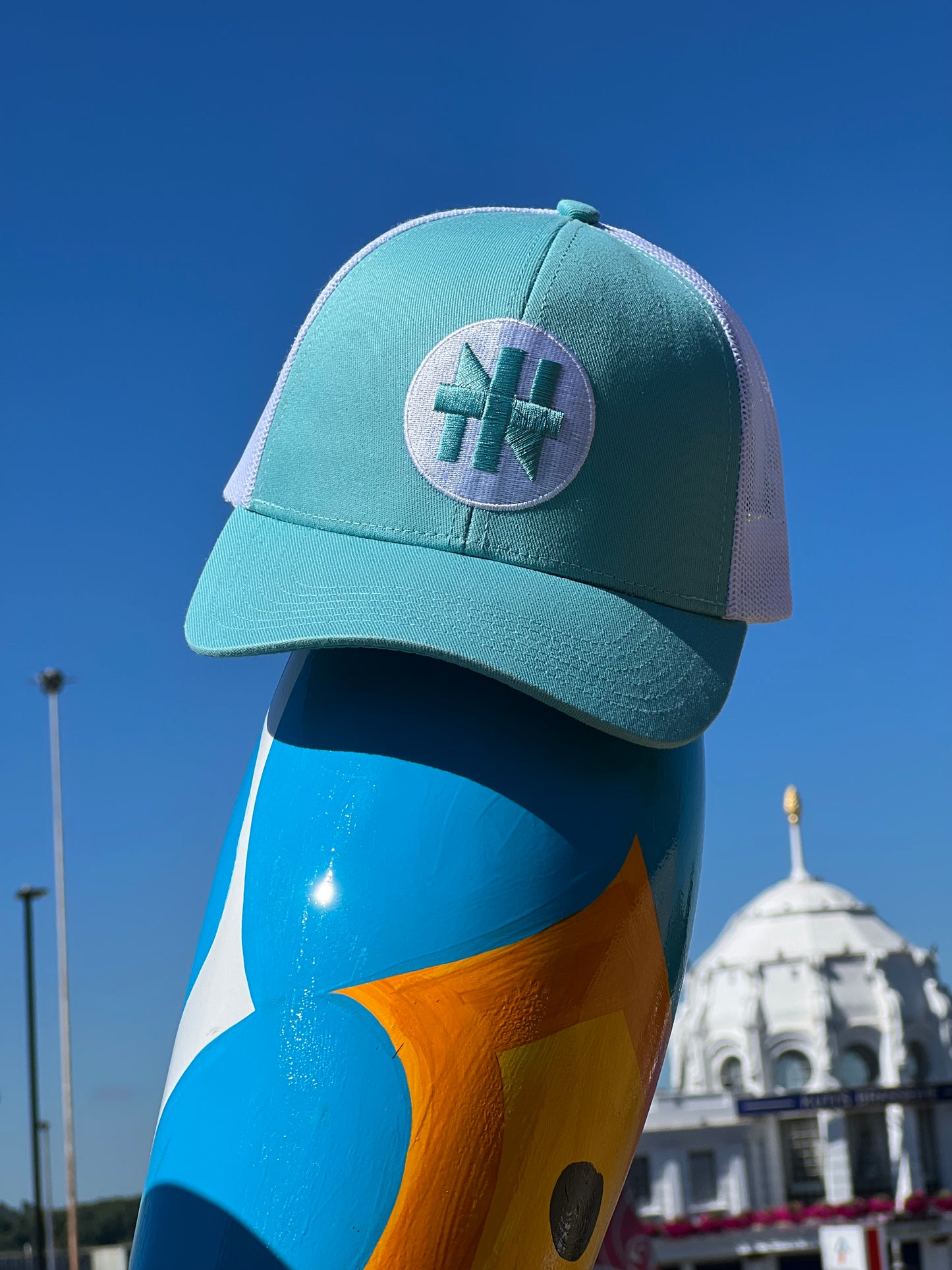 The Trucker - Sporty (Aqua/White)